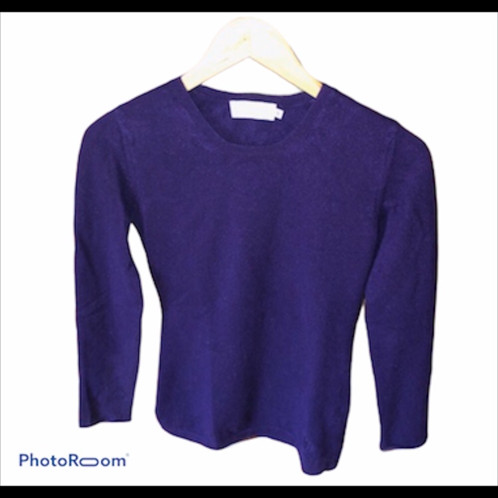 100% Cashmere Crewneck Sweater | Dooney & Bourke - Picture 5 of 6